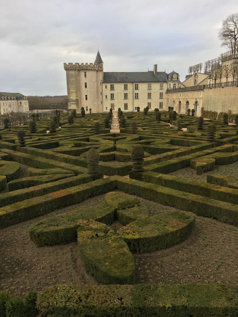 Um dos jardins geométricos