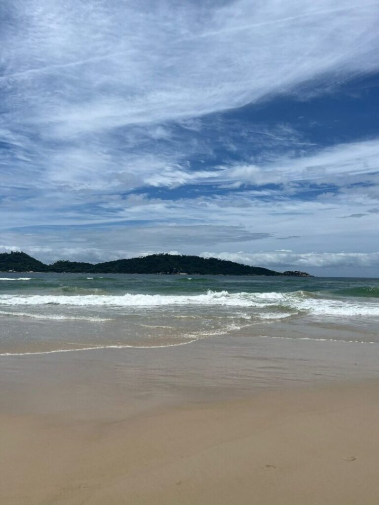 ilha do campeche ao fundo de vista
